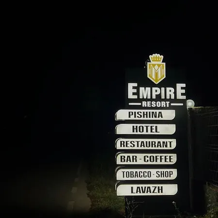 Villa Empire *